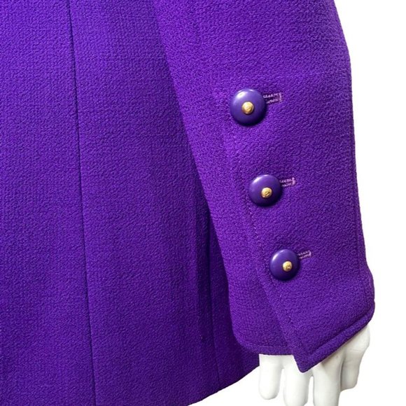 CHANEL Vintage 1995 Fall Winter 95A Wool Purple Gold Button Blazer - Picture 11 of 12